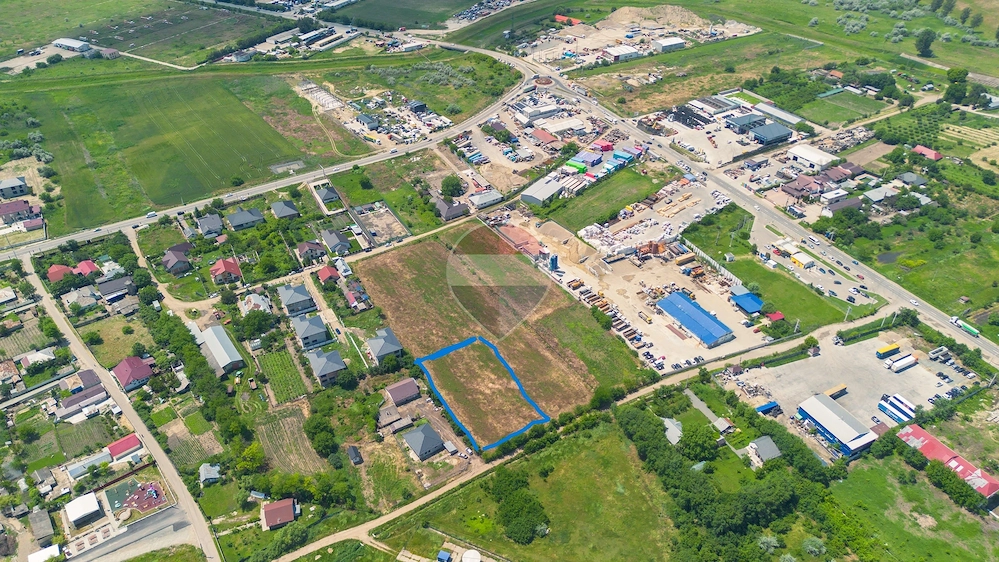 Teren 1,984mp Simila / Intrarea Grădini Simila Petrom