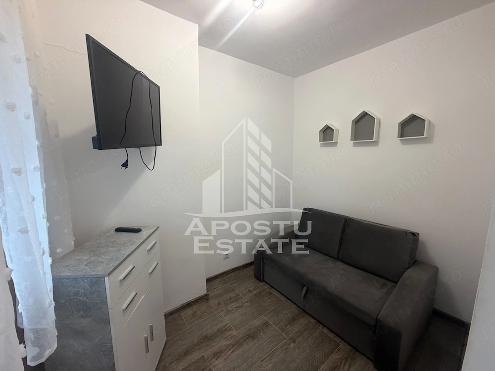 Garsoniera de vanzare, renovata , Zona Lipovei