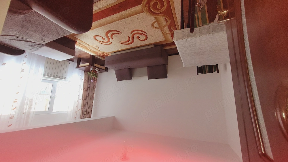 Vand apartament cu 2 camere 