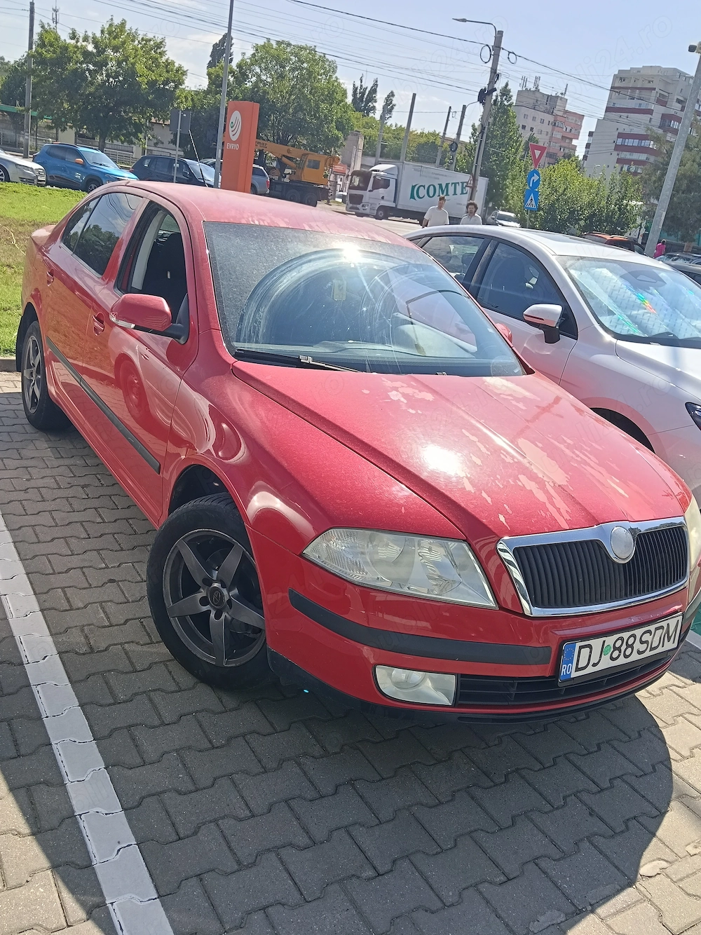 Vând Skoda Octavia 