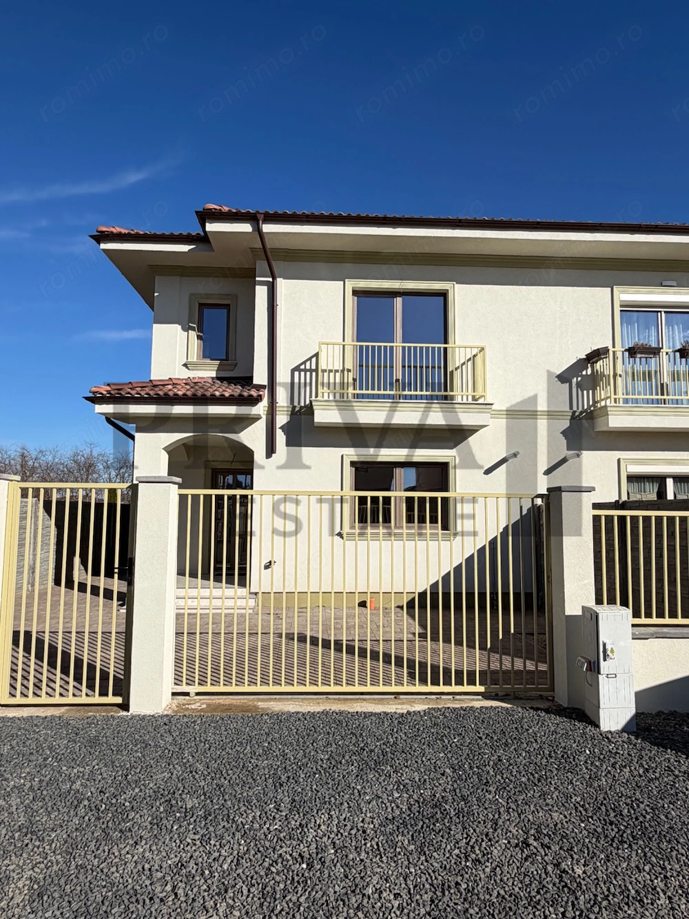 Duplex modern, 4 camere, 3 bai, 106 mp, Giroc
