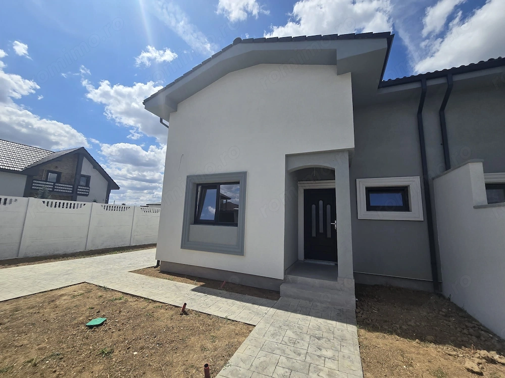 Duplex de vânzare în Moșnița Veche – P+M 145.000 Euro