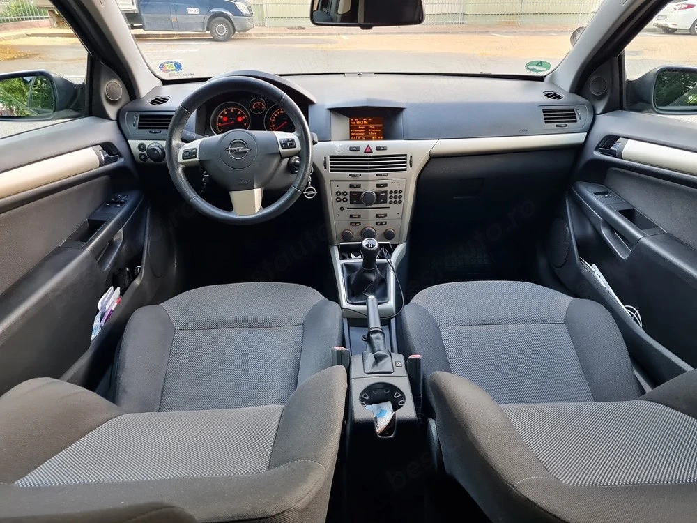 Opel astra h gtc 1.6 benzina