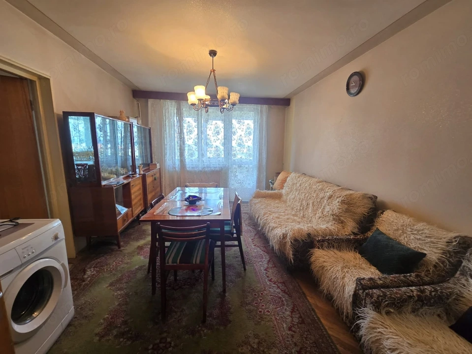 Apartament 2 camere Craiovei, H-uri, lângă Lic. Odobescu, sup = 54 mp