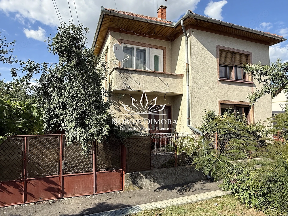 Casa spatioasa de 156mp cu 4 camere, teren de 237mp in Buzias - comision 0!