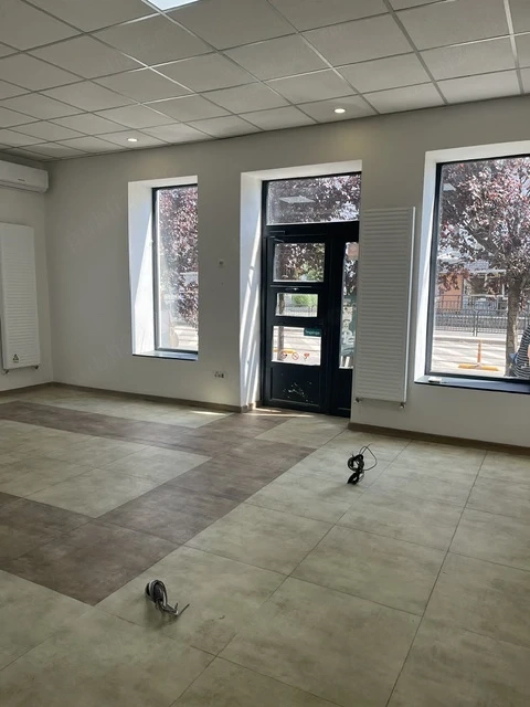 Spatiu comercial - vizibilitate excelenta