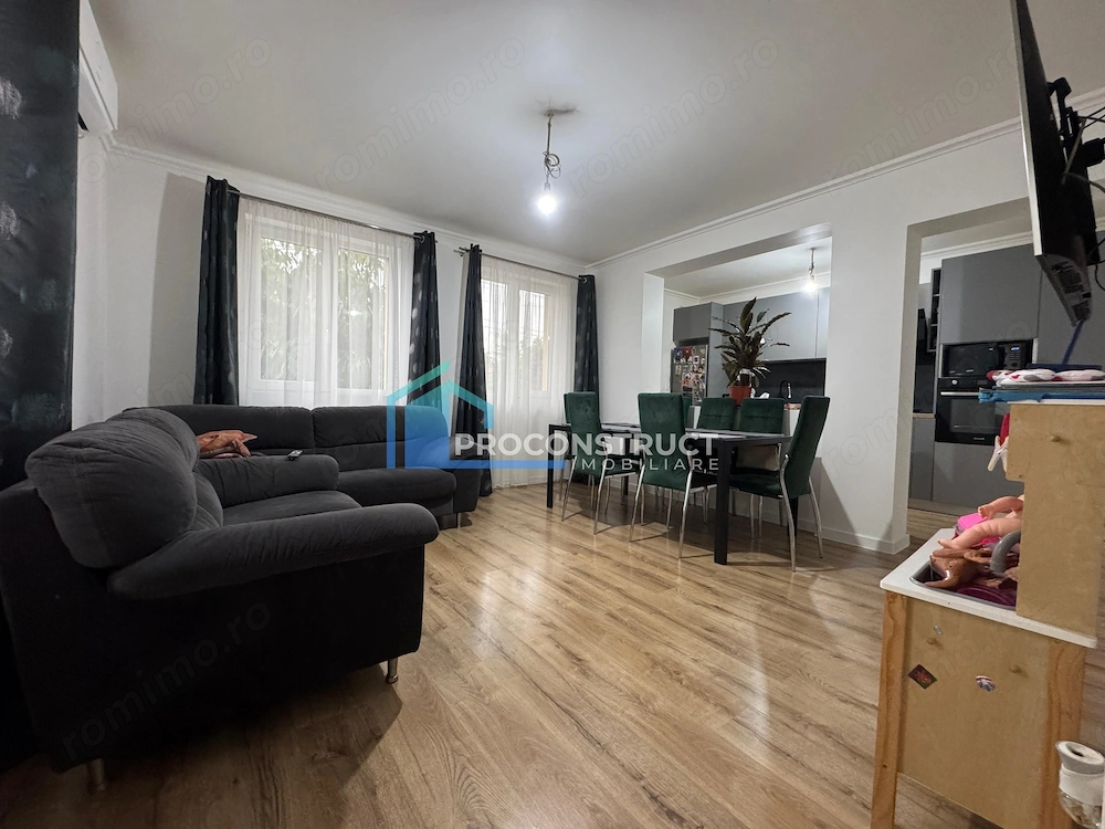 Casa cu etaj de vanzare, zona Plopi, 138 mp, teren 487 mp — 240.000 €