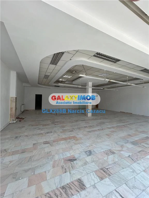 Spa #539;ii comerciale ultracentrale 313 mp  #537;i 191 mp inchiriere