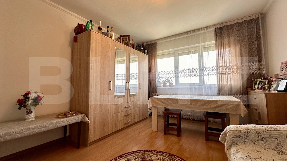 Apartament 2 camere de vânzare, Rogerius 
