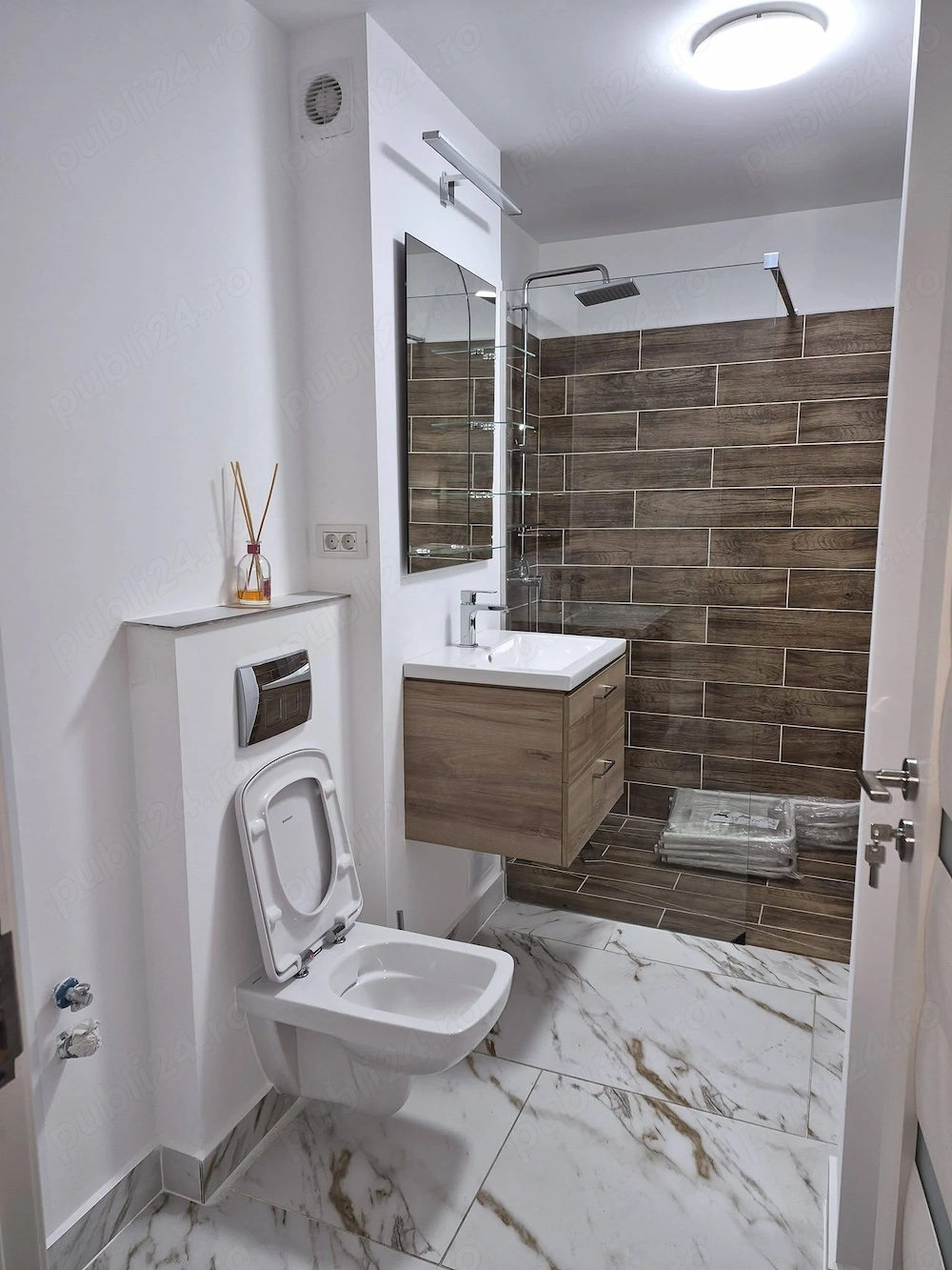 Vanzare 2 camere Brancoveanu