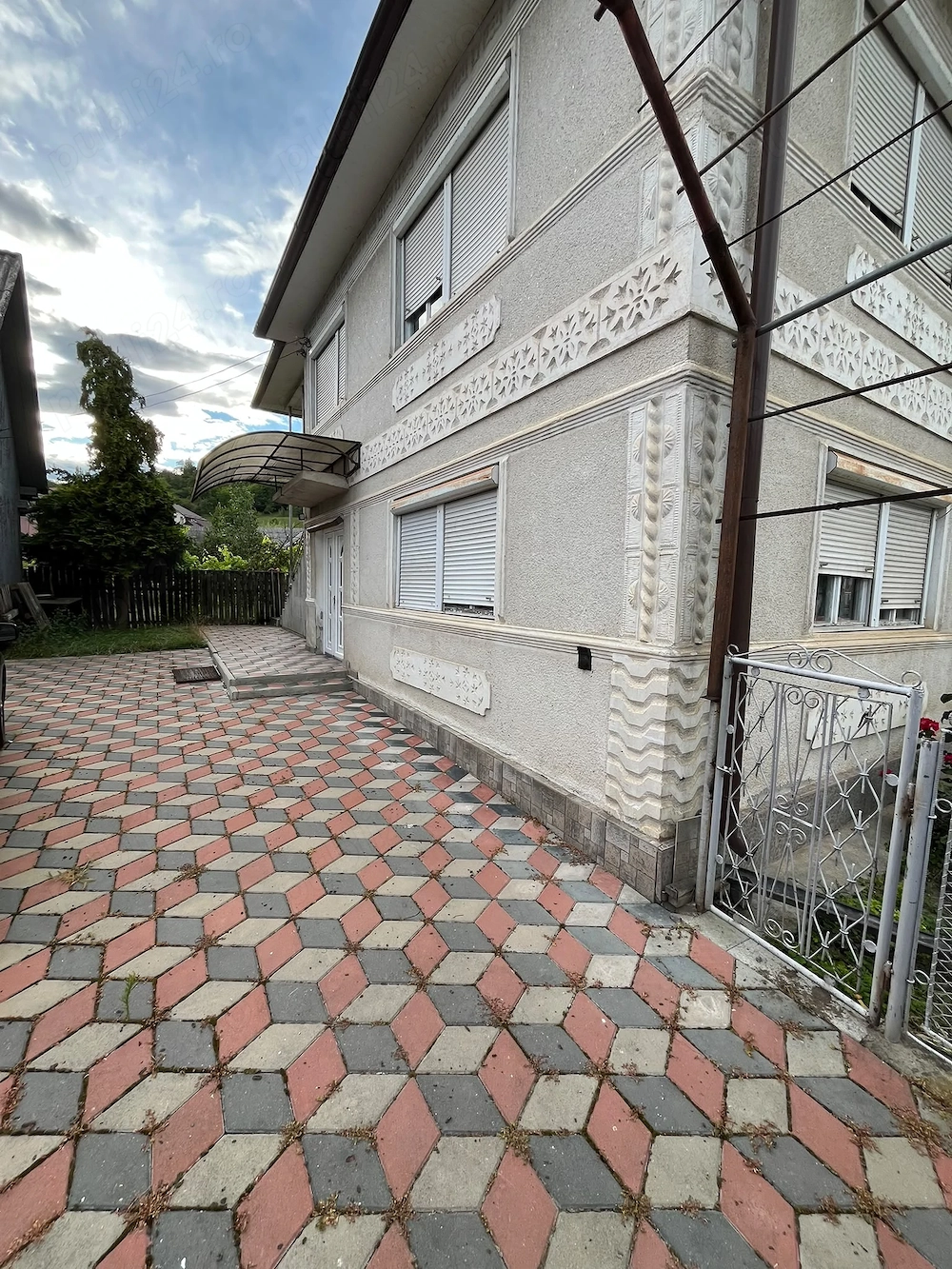 Casă de locuit în Rebrișoara 