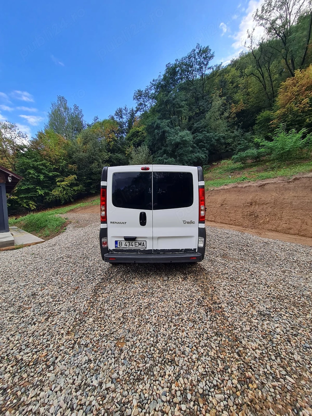 Vând Renault Trafic Pasager 