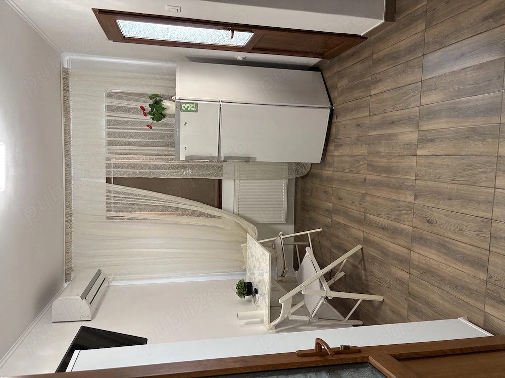 Garsoniera zona Titan , Bld.1 Decembrie intersectie cu Str.Postavarului
