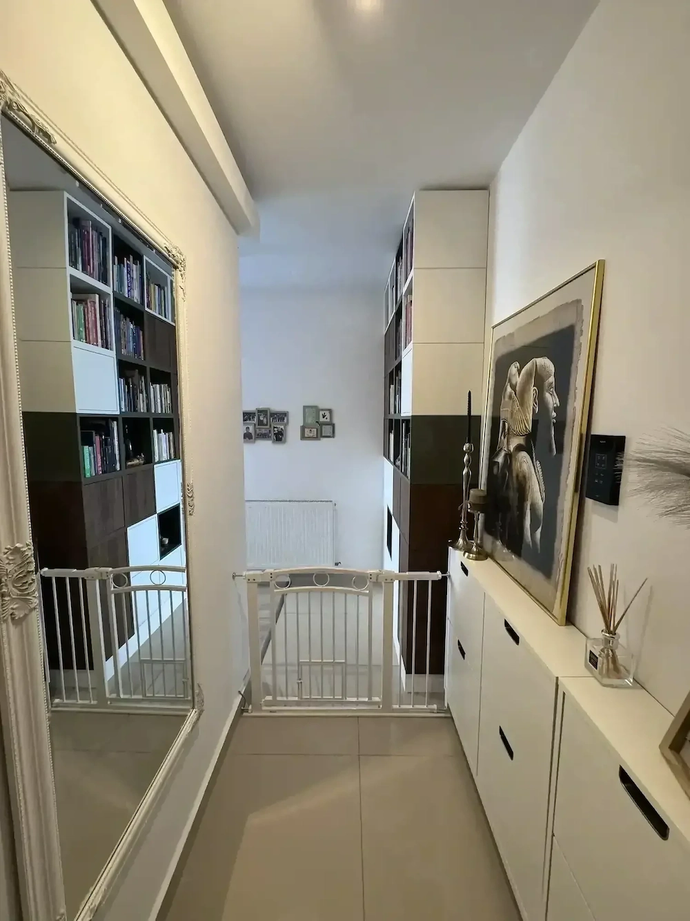 Apartament 2 dormitoare + living cu bucătărie open space + 2 balcoane 