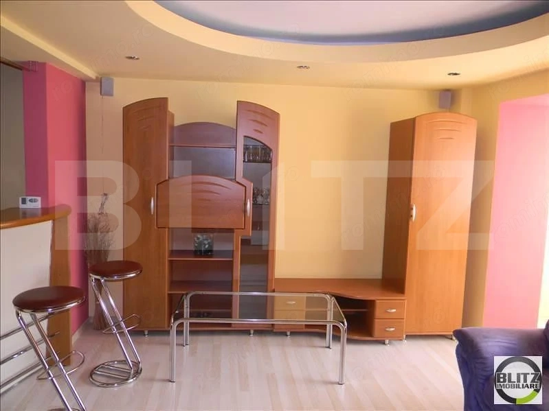 Apartament, 3 camere, 70 mp, zona strazii Plopilor!