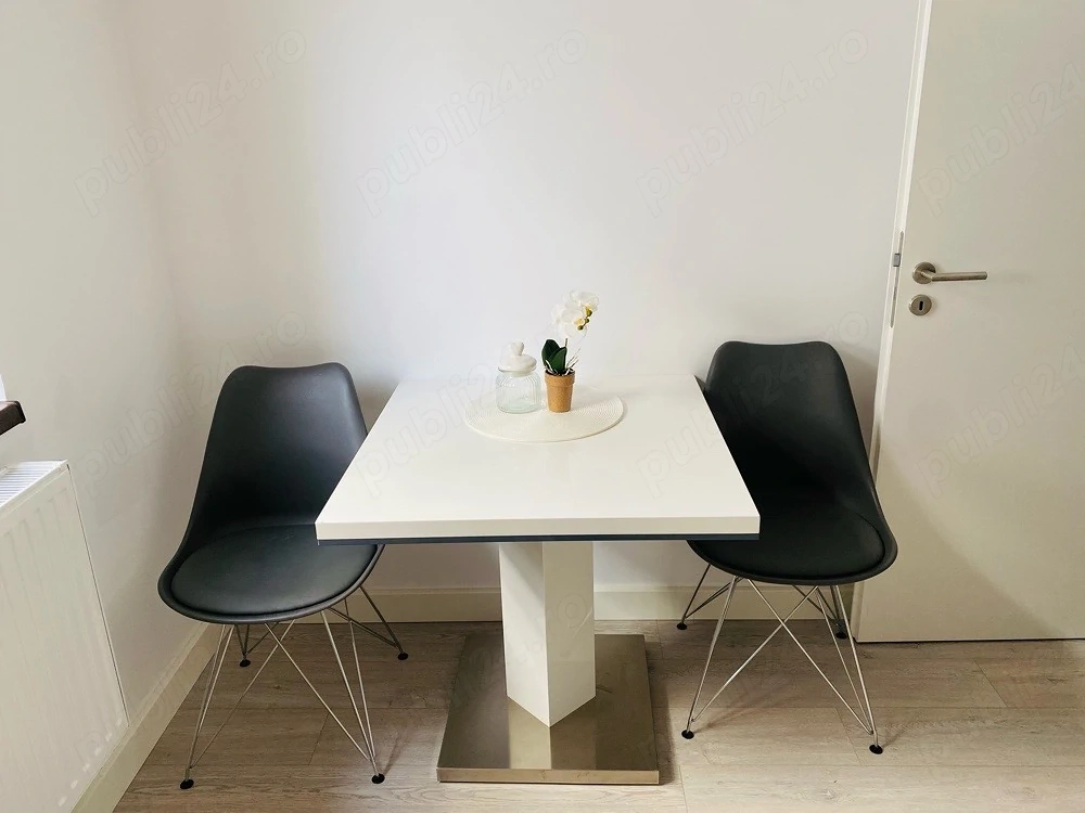 Proprietar inchiriez ultracentral in bloc nou 
