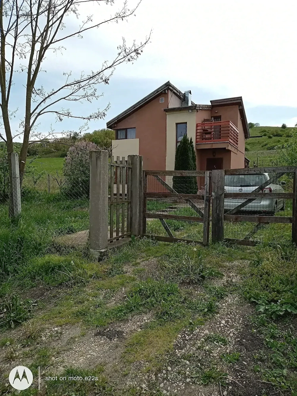Vand teren  2400 mp si casa de vacanta in comuna Borsa Cluj