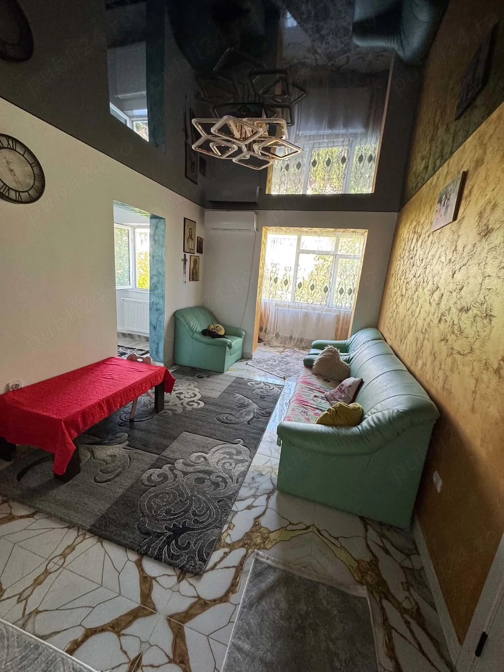Vând apartament 