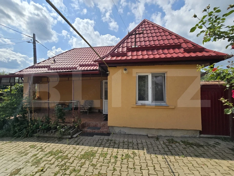 Casă cu două corpuri, 63 mp, zona Chinari