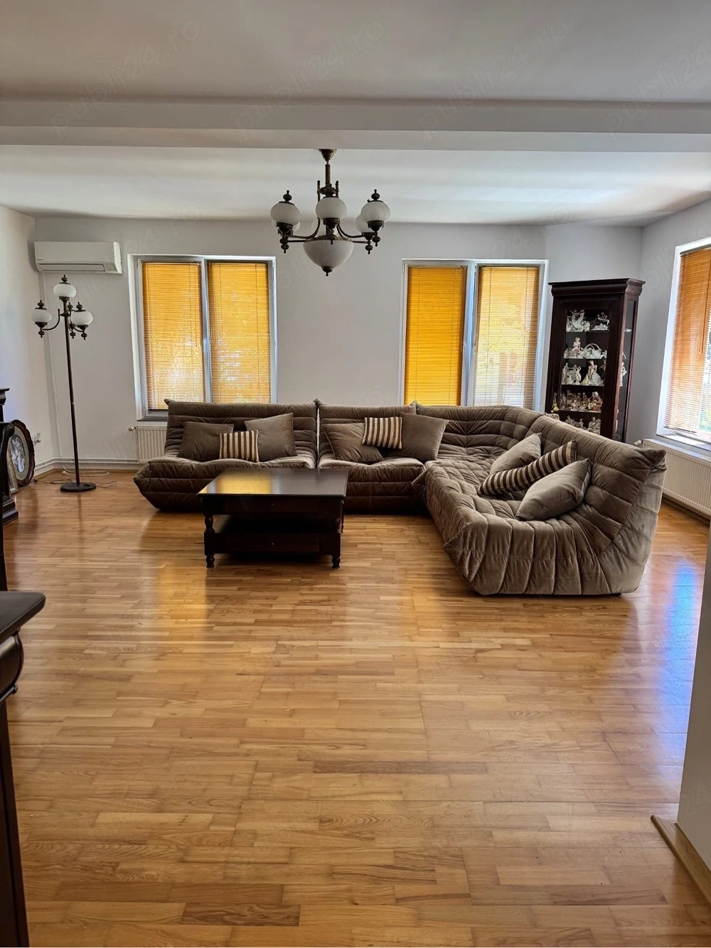 Casa individuala de vanzare inchiriere in Dumbravita