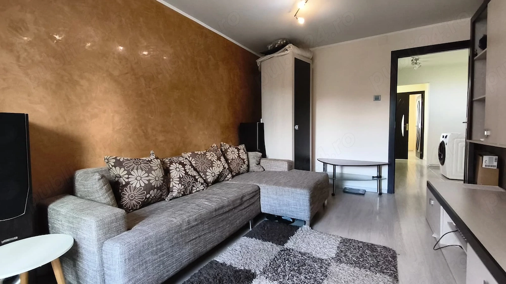 Apartament decomandat 2 camere in Deva, zona Micro 15, Et. 3