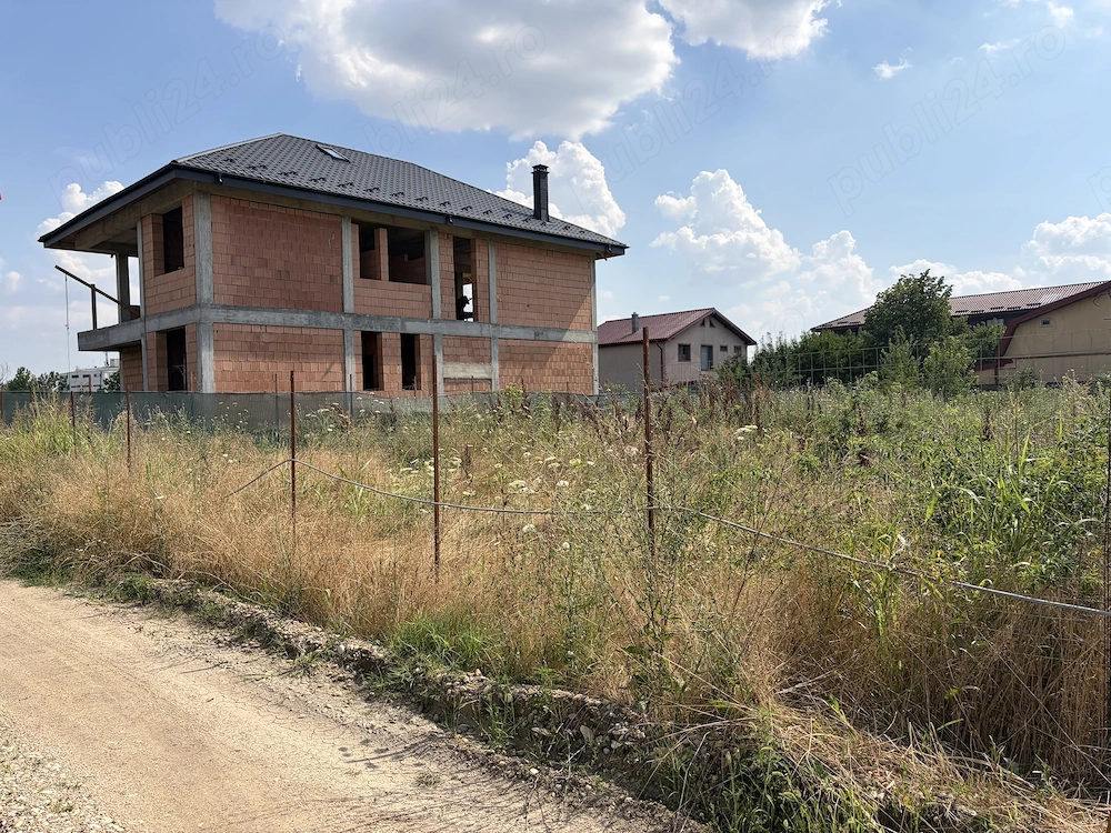 Teren intravilan construibil