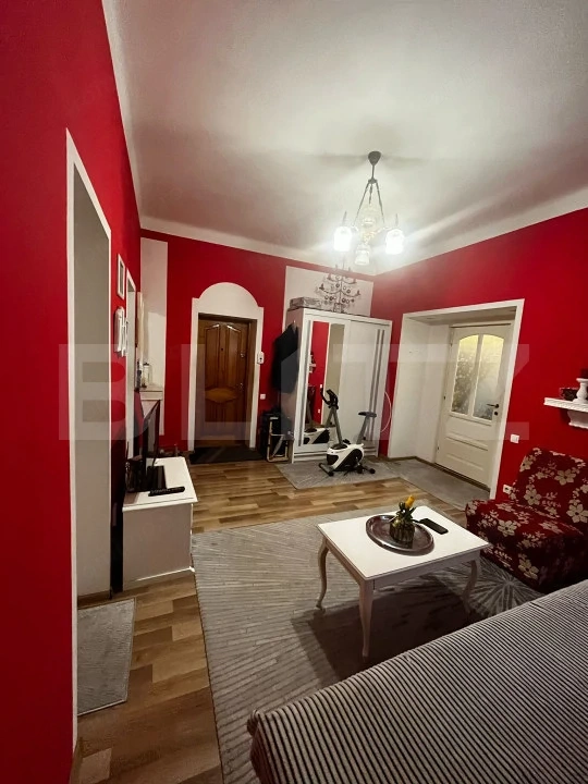 Apartament cu 3 camere, 70 mp, parter, zona Piața Armatei