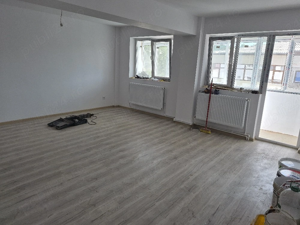 apartament de vanzare 100mp