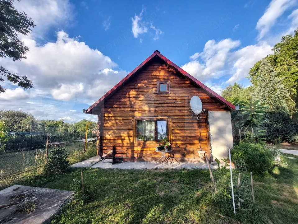 Casa de vanzare, 80 mp, teren 1903 mp, livada, sat Vechea-Chinteni