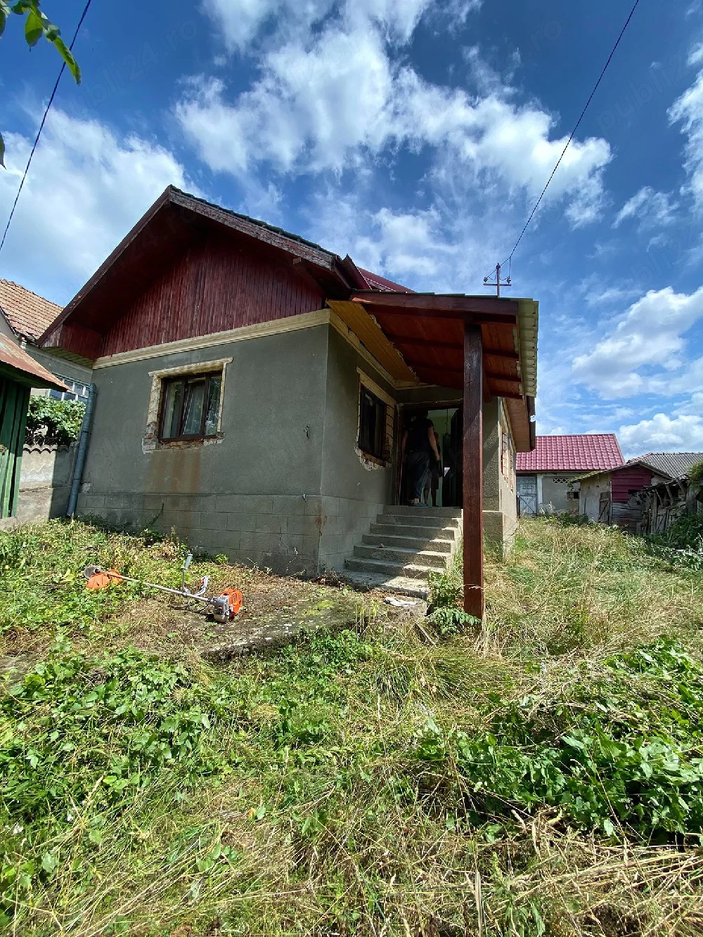 Vând casa in Bogata de Jos