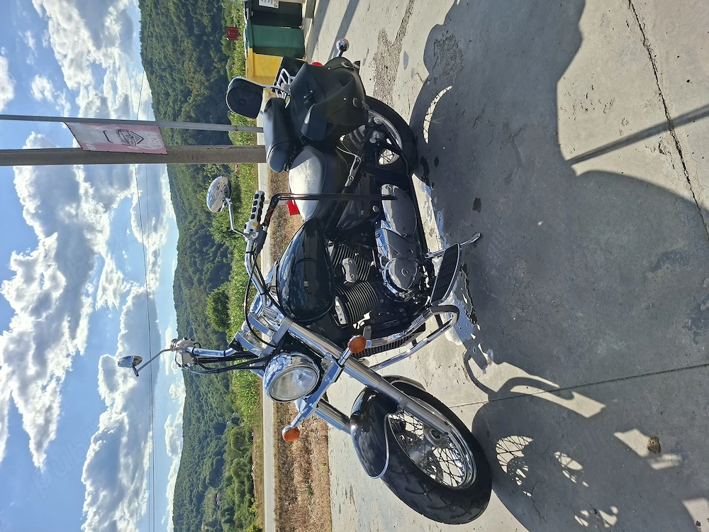 Vând motocicletă Suzuki Intruder 800 cm din 2003