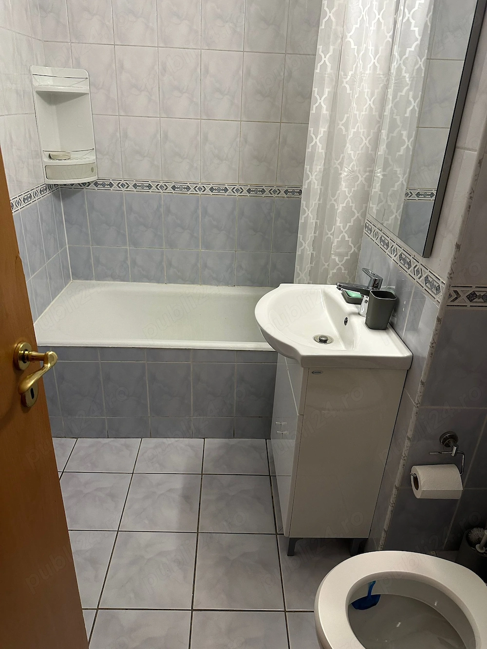 Închiriez ap 2 camere decomandate Circumvalatiunii
