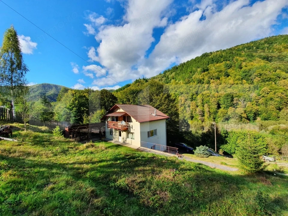 EXCLUSIVITATE! Cabană de vânzare în Valea Ierii – la doar o oră de Cluj-Napoca 
