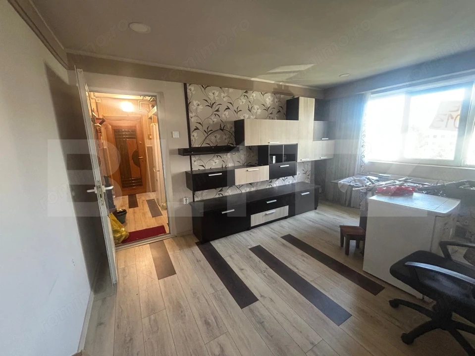 Apartament 2 camere, 38 mp, zona Micro 6