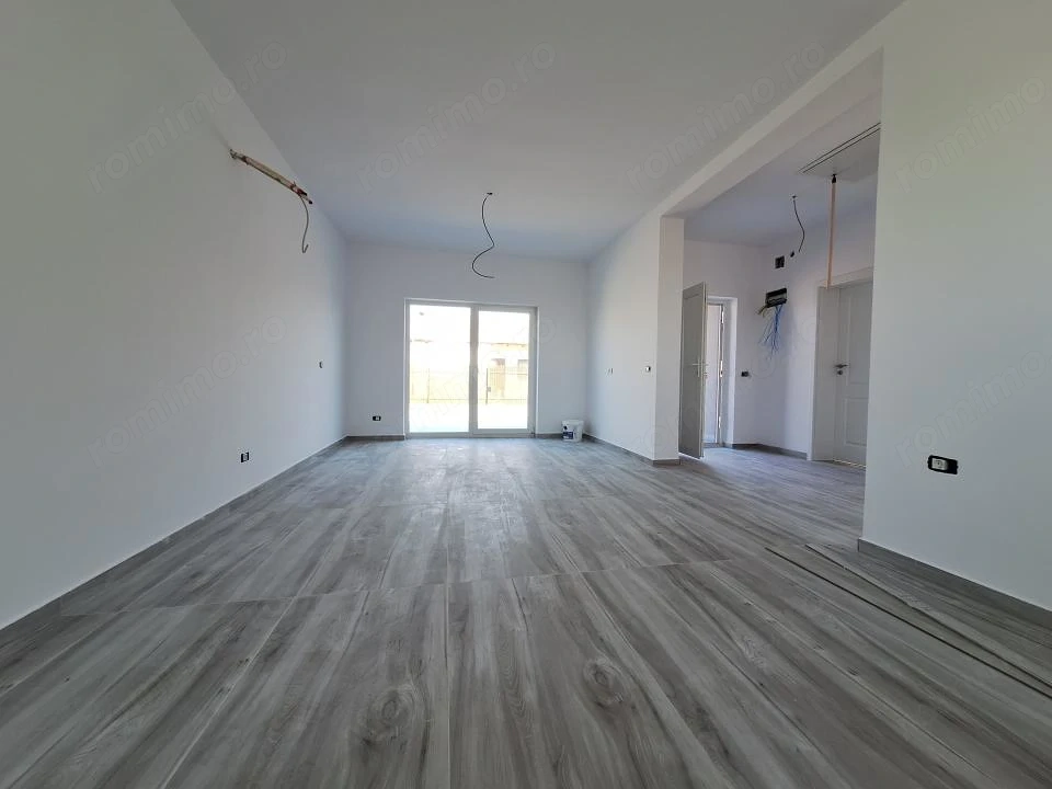 Casa individuala in Sanandrei-70 mp-3 camere-toate utilitatile-strada asfaltata