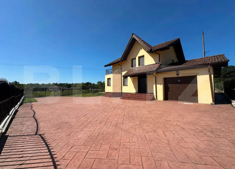 Casă premium perfectă pentru familie , cu garaj și grădină