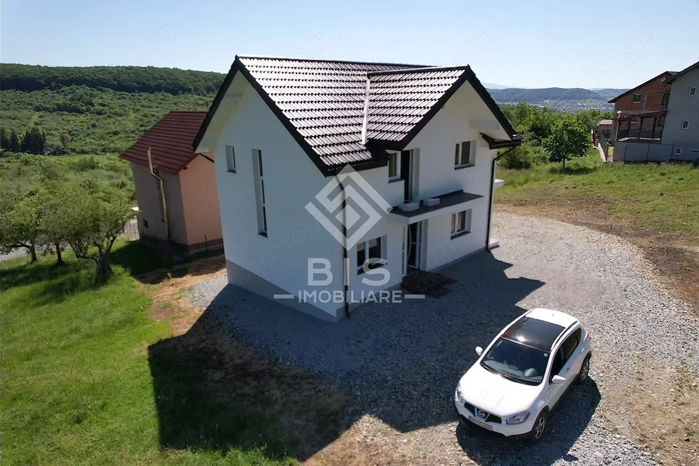 Vilă S+P+M de Vânzare | Bistrița, Zona DN17C (lângă Pico Verde)