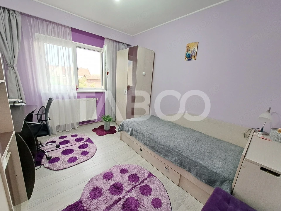 Apartament 2 camere decomandate boxa 2 balcoane zona Garii