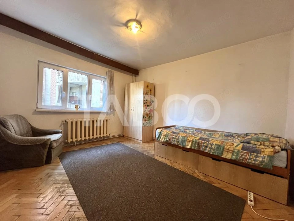 Apartament cu 3 camere de vanzare decomandat in Manastur Kaufland 