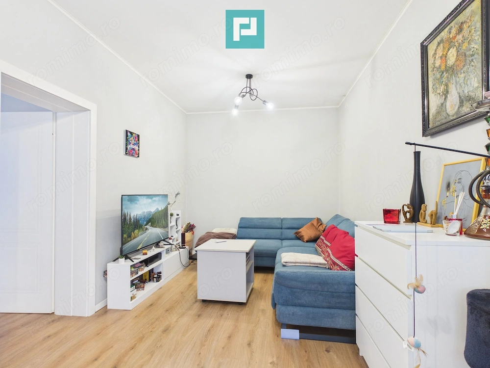 Apartament cu 2 camere și curte ultracentral