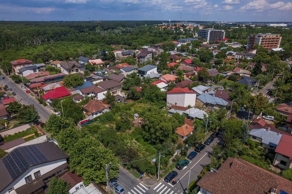 BANEASA - SISESTI, TEREN CONSTRUCTII 660 MP, DOUA FRONTURI!