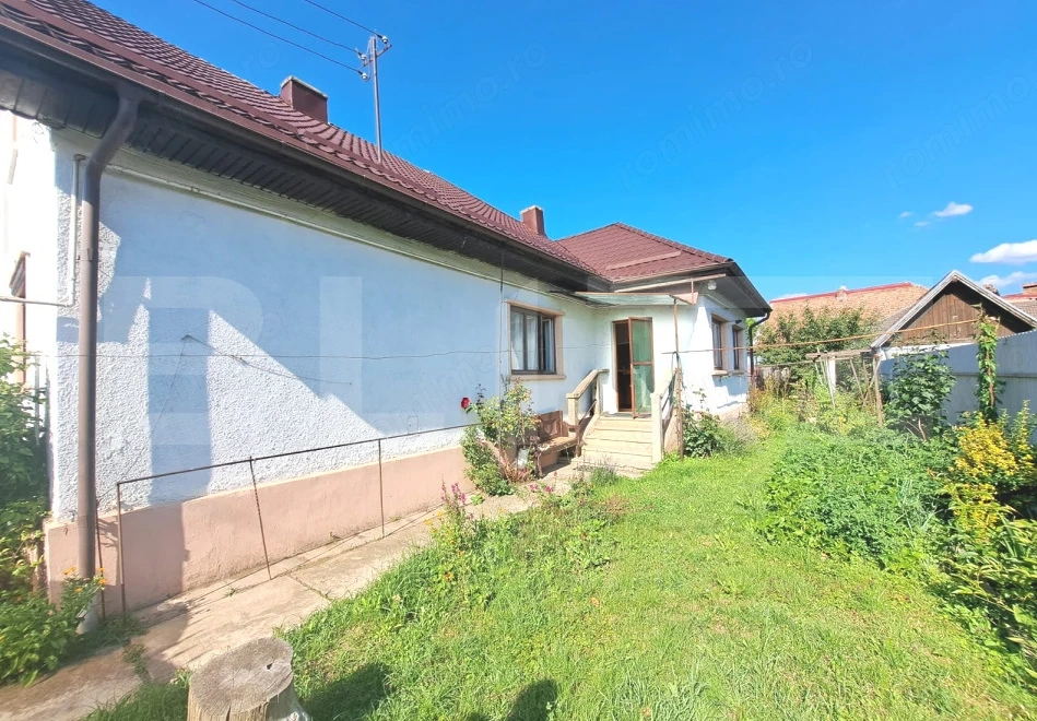 Casă tip duplex, teren 240 mp, zonă liniștită, Săcele, Cernatu