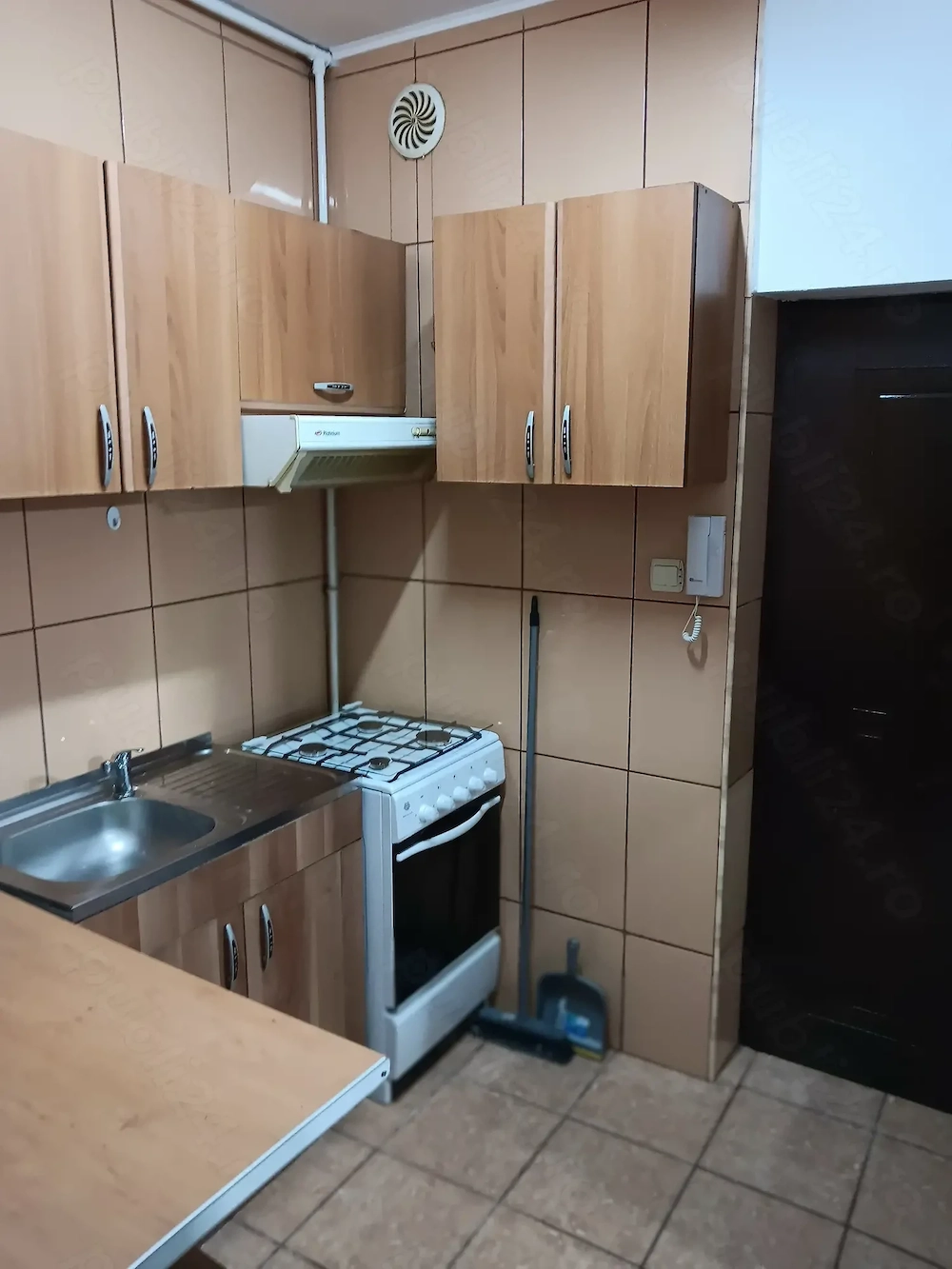 Garsonieră de închiriat in Târgu Mureș ,str 22 Decembrie în apropiere de UMF