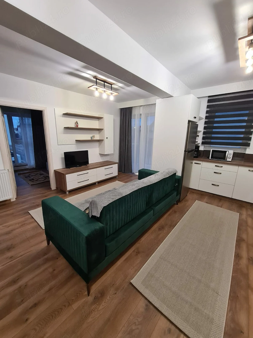 Inchiriez ap.2 camere Porii,Floresti
