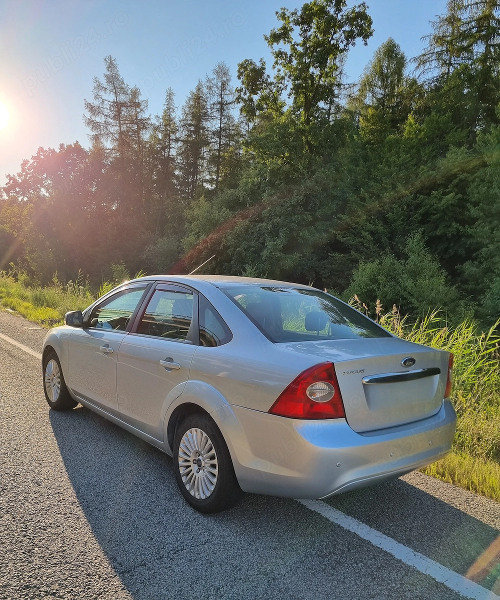 Ford Focus Sedan 2008 | 1.6 Benzină | 174.000 km REALI | Acte valabile 2027 | Istoric RO