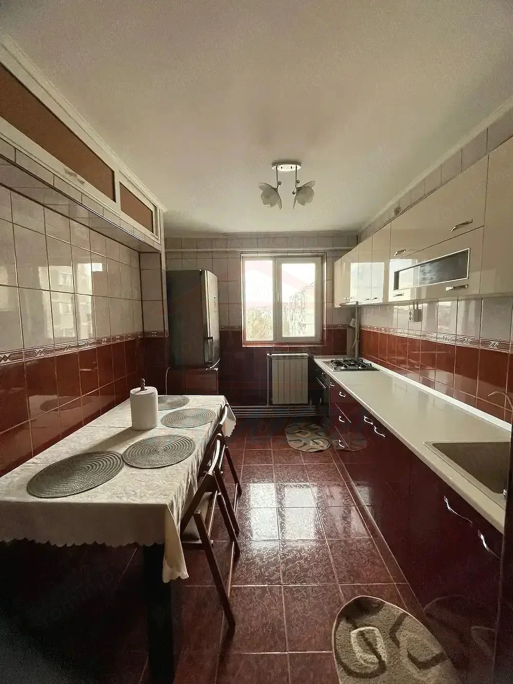  Apartament cu 2 camere de închiriat, 350 EURO, Micro 20