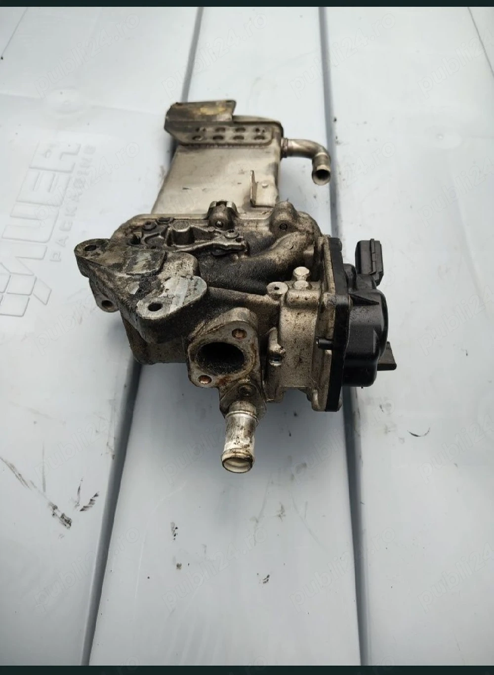 EGR răcitor de gaze Audi A4 B8 Passat 