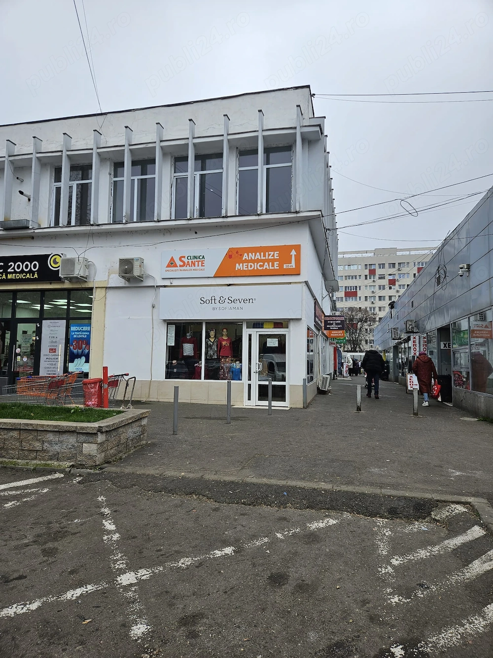 Vand spațiu comercial Piața Străduinței 