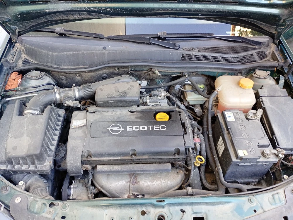 Dezmembrez Opel asta H (cutie easytronic)