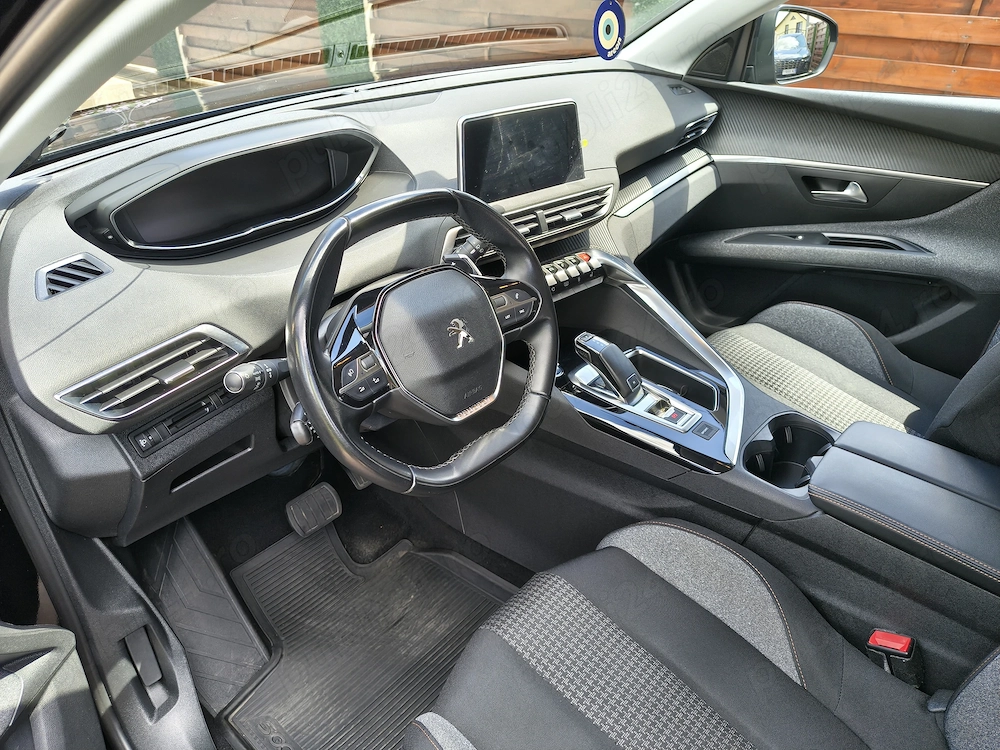 Vand Peugeot 5008 1.5 